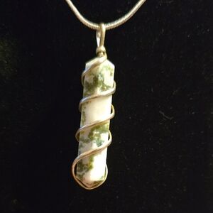 Artisan Green and White Stone Necklace